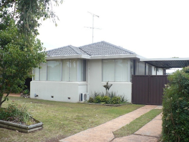 Macquarie Fields NSW 2564