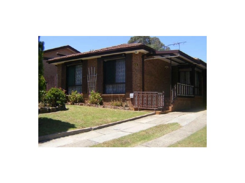 11 Maserati Drive, Ingleburn NSW 2565