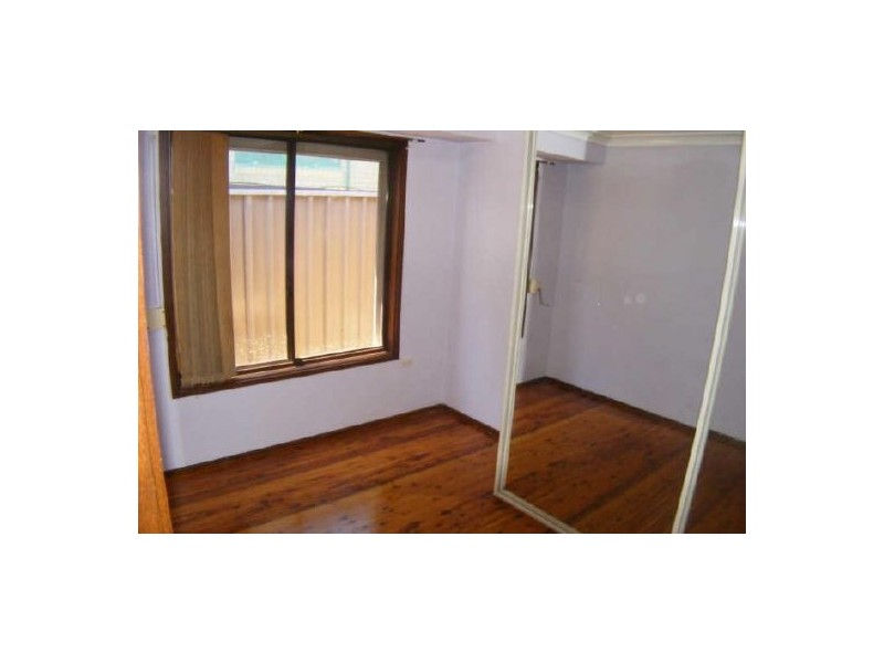 11 Maserati Drive, Ingleburn NSW 2565