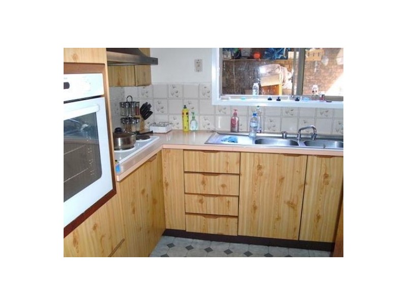 6/19  Kings Road, Ingleburn NSW 2565