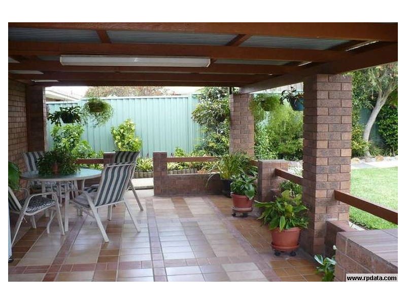 12 Adrian Street, Macquarie Fields NSW 2564