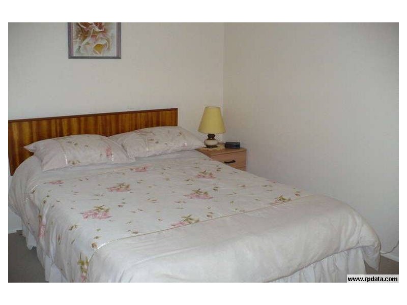 12 Adrian Street, Macquarie Fields NSW 2564