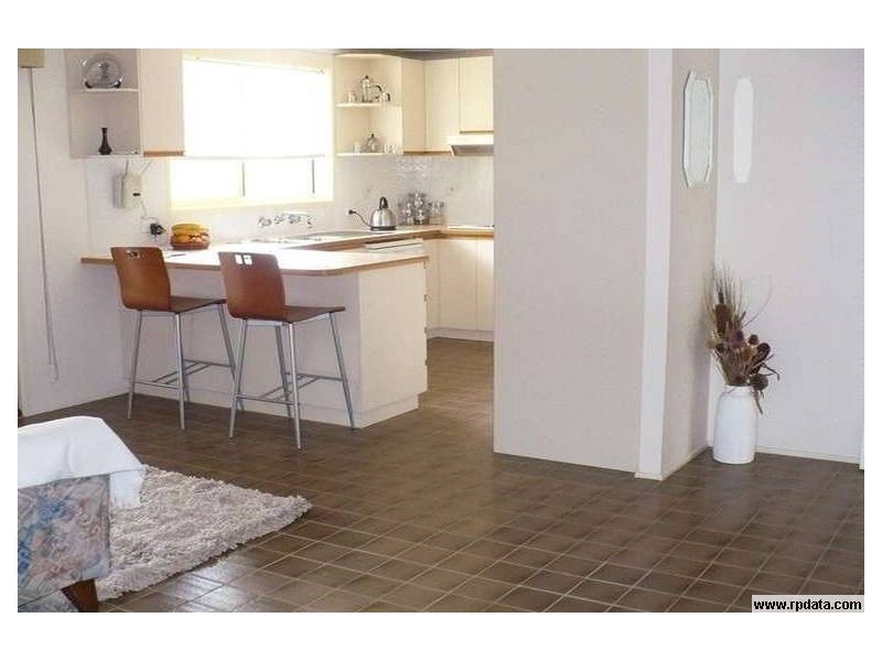 12 Adrian Street, Macquarie Fields NSW 2564