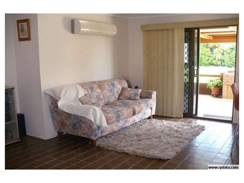 12 Adrian Street, Macquarie Fields NSW 2564