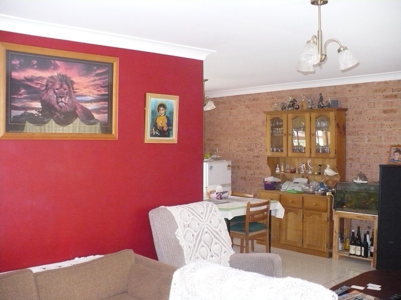 17/21 Lagonda Drive, Ingleburn NSW 2565