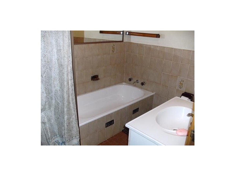 10/6-8 Second Avenue, Macquarie Fields NSW 2564