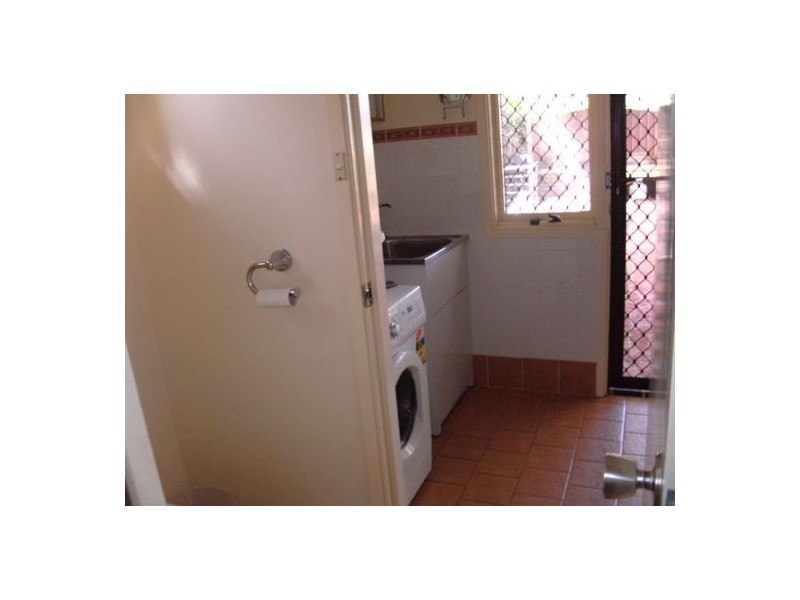 4 Naylor Place, Ingleburn NSW 2565