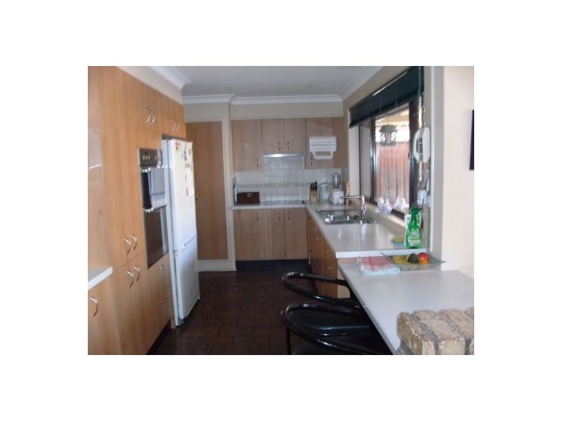 4 Naylor Place, Ingleburn NSW 2565