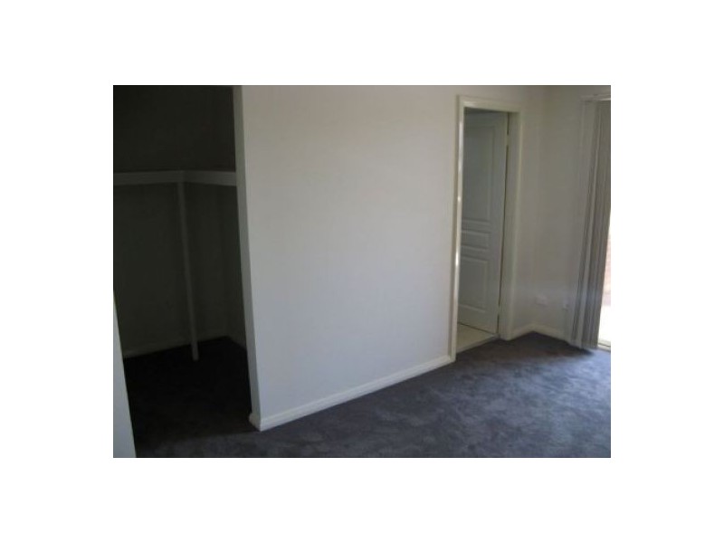 2/122 Ingleburn, Ingleburn NSW 2565