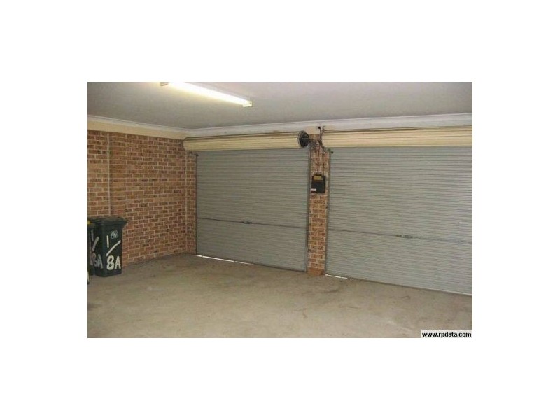 1/8A Atchison Road, Macquarie Fields NSW 2564