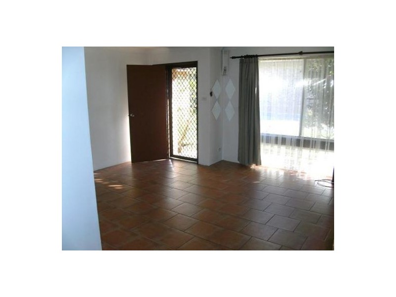 4/21 Second Avenue, Macquarie Fields NSW 2564