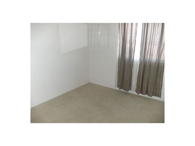 4/21 Second Avenue, Macquarie Fields NSW 2564