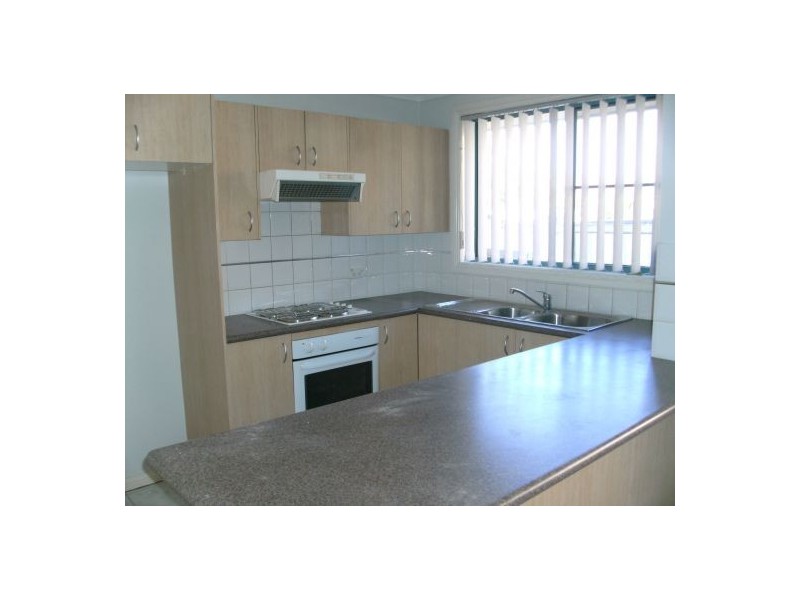 8/6 Plum Close, Casula NSW 2170