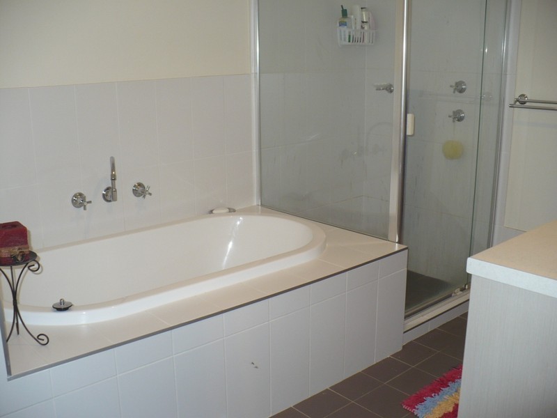 Macquarie Fields NSW 2564