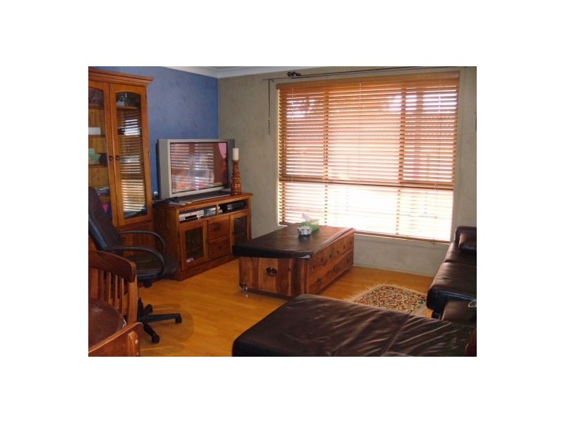 18B Bird Place, St Helens Park NSW 2560