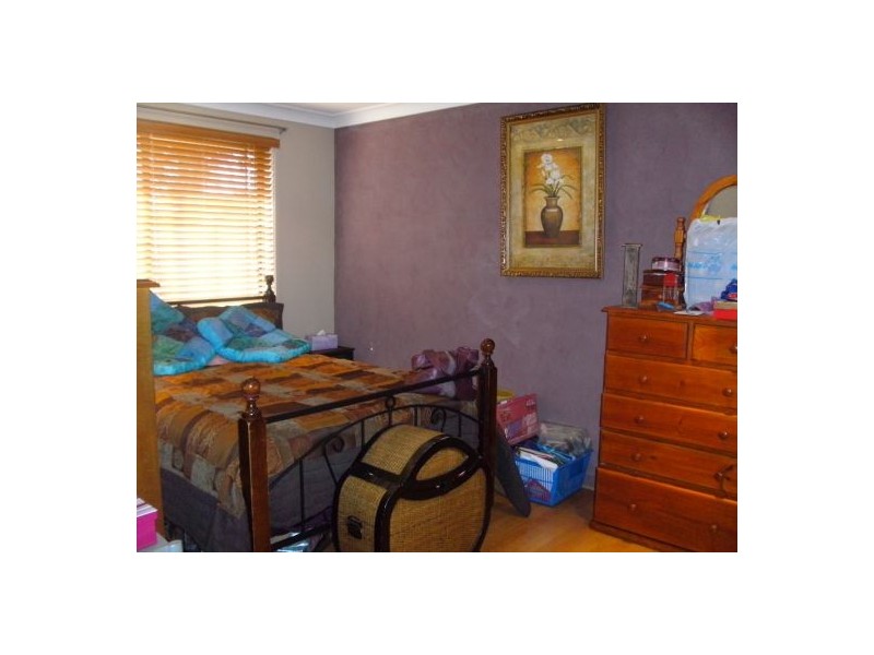 18B Bird Place, St Helens Park NSW 2560