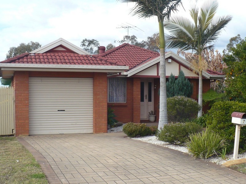 Macquarie Fields NSW 2564