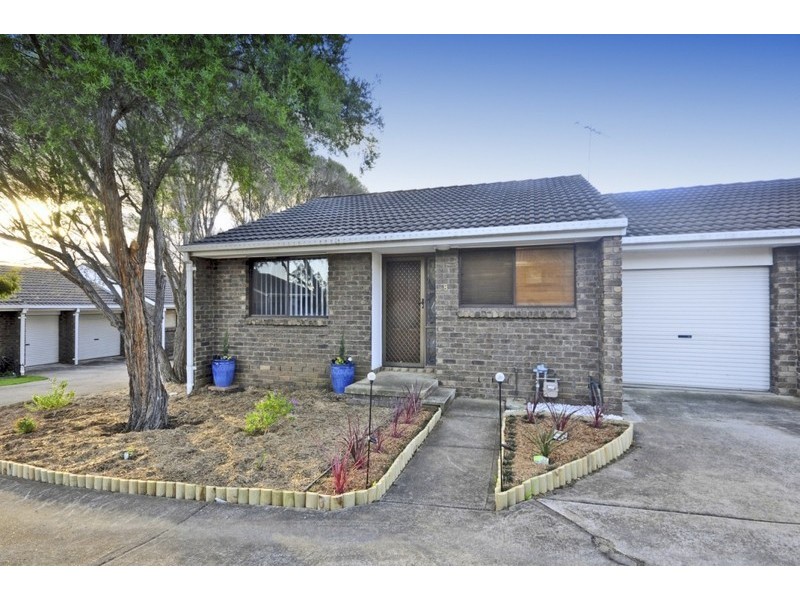 Macquarie Fields NSW 2564