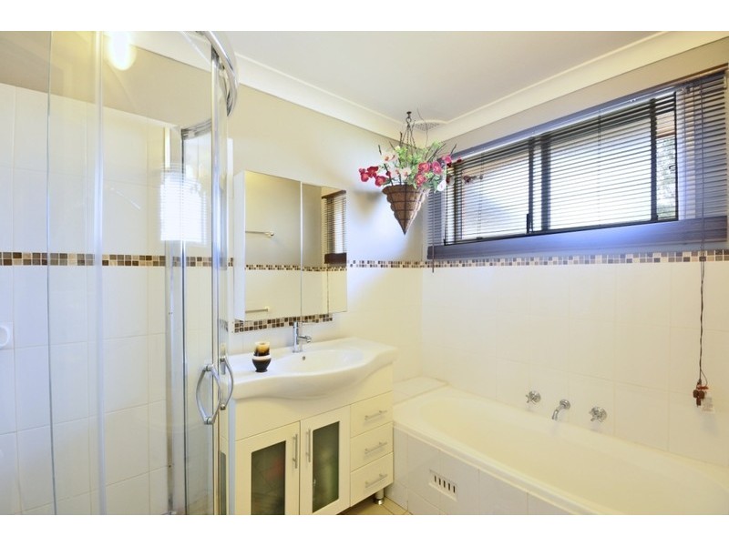 Macquarie Fields NSW 2564