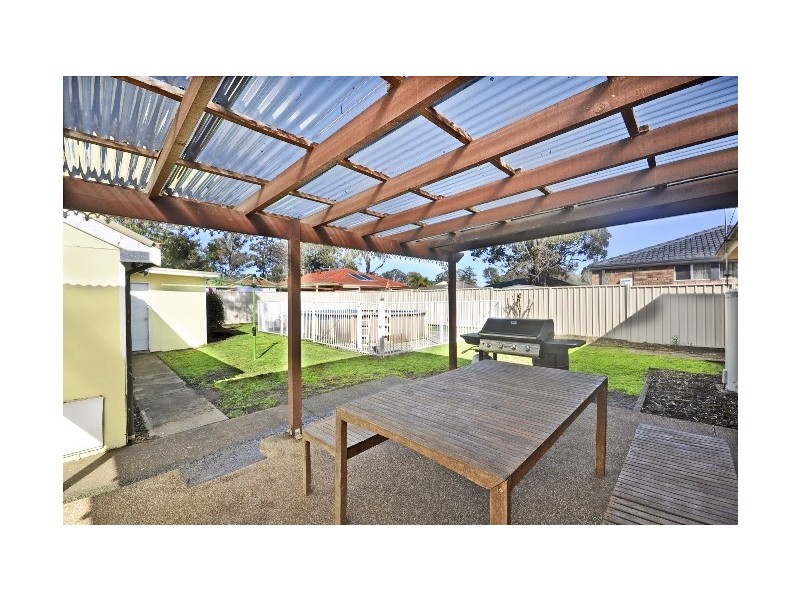 Macquarie Fields NSW 2564