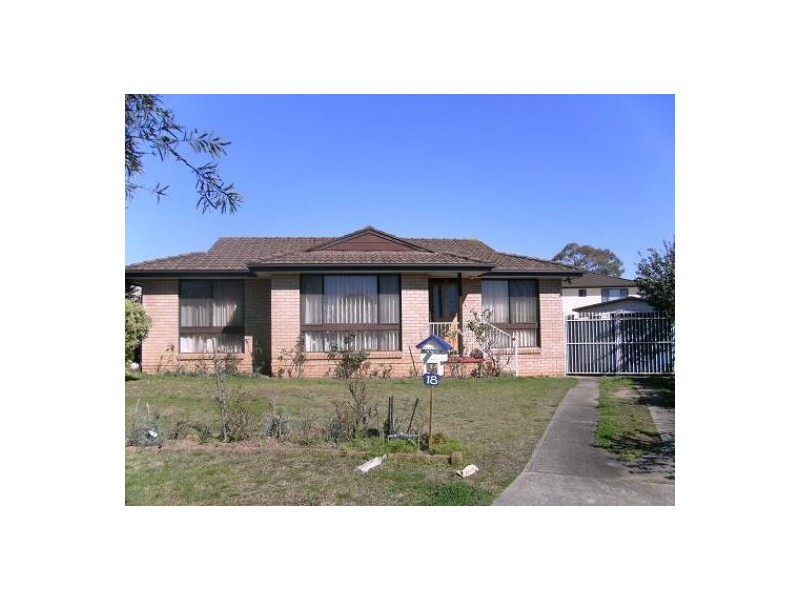18 Talbot Place, Ingleburn NSW 2565