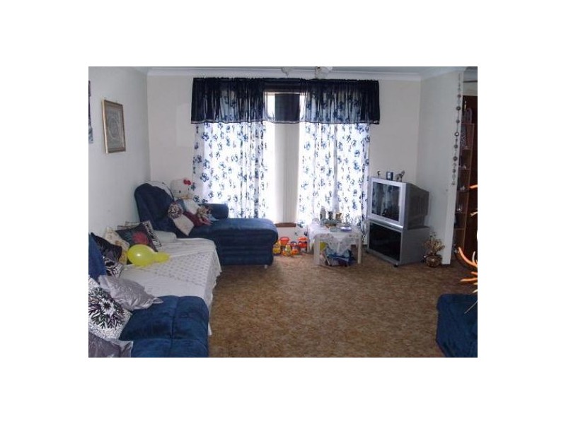 15/12 Bensley Road, Macquarie Fields NSW 2564