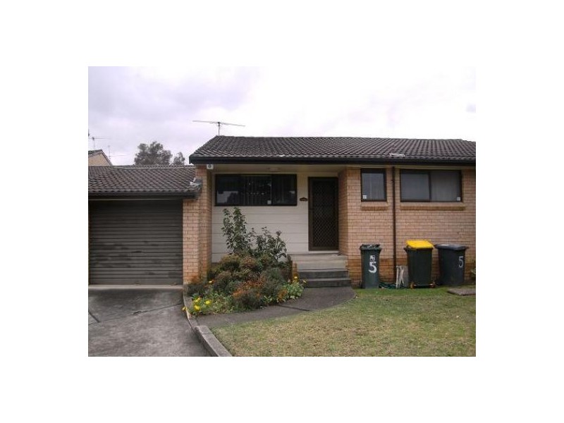 5/224 Harrow Road, Glenfield NSW 2167