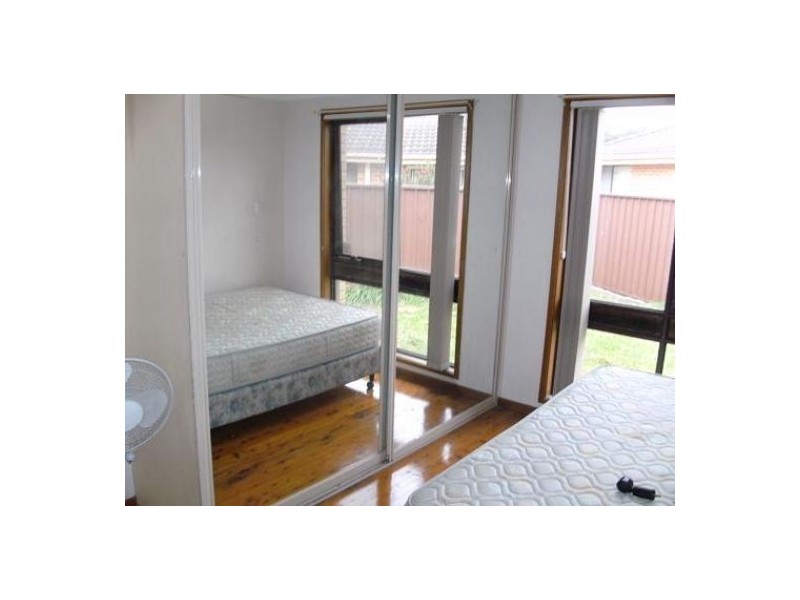 5/224 Harrow Road, Glenfield NSW 2167