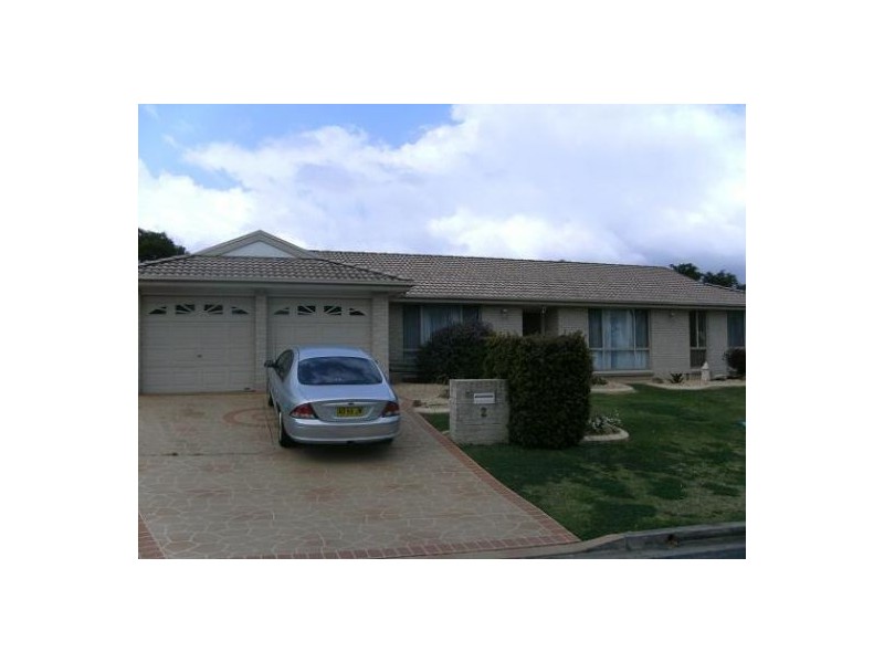 2 Salter Avenue, Minto NSW 2566