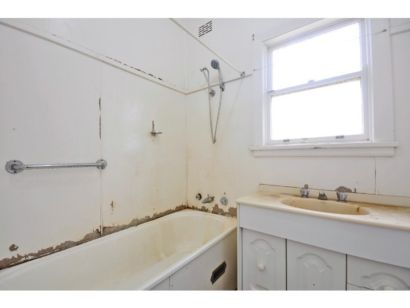 Macquarie Fields NSW 2564