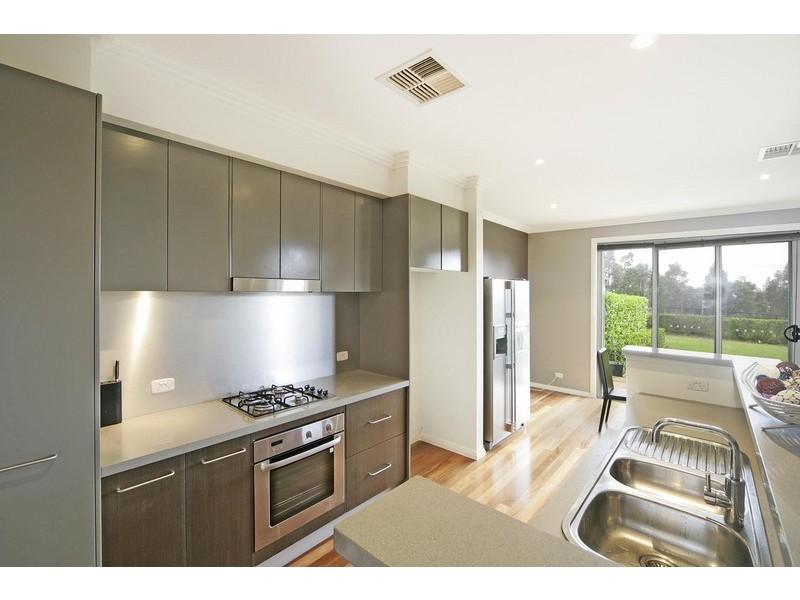 Macquarie Links NSW 2565