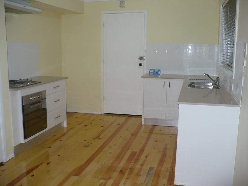 5 Amanda Place, Ingleburn NSW 2565