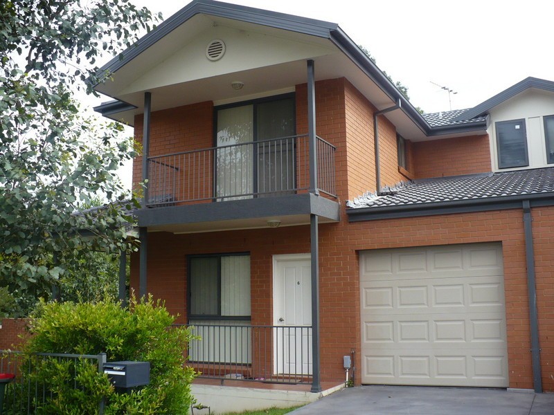 Macquarie Fields NSW 2564