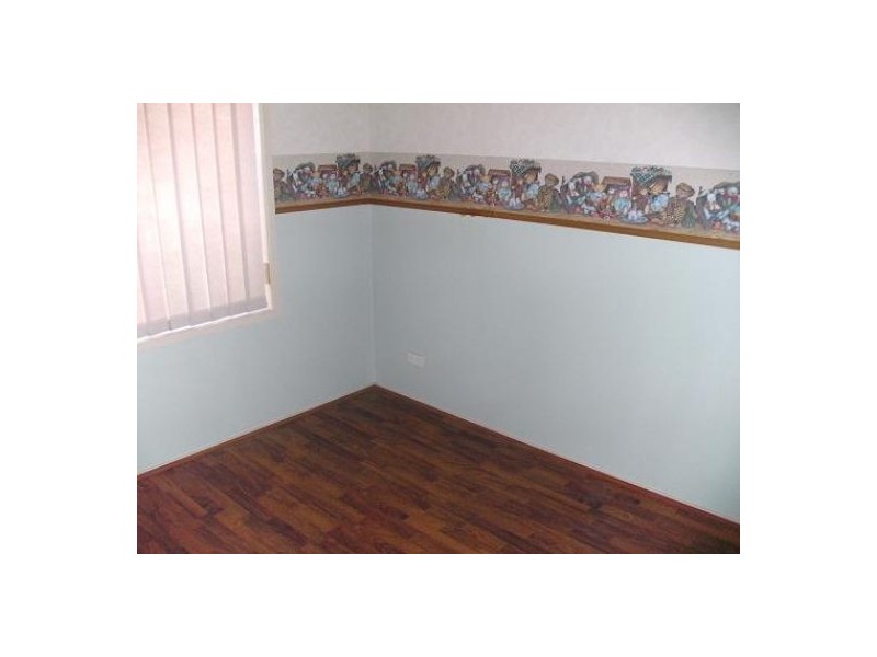 10 Stockalls Place, Minto NSW 2566