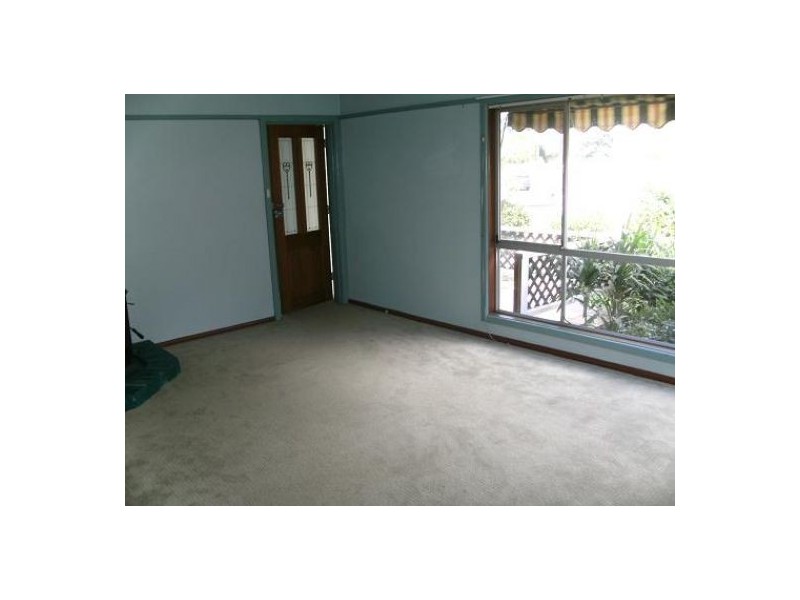 12 Foreman Street, Glenfield NSW 2167