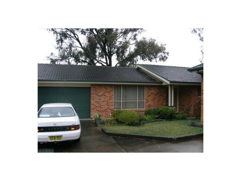 5/32 Kings Road, Ingleburn NSW 2565