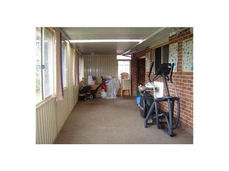 38 Victoria Road, Macquarie Fields NSW 2564