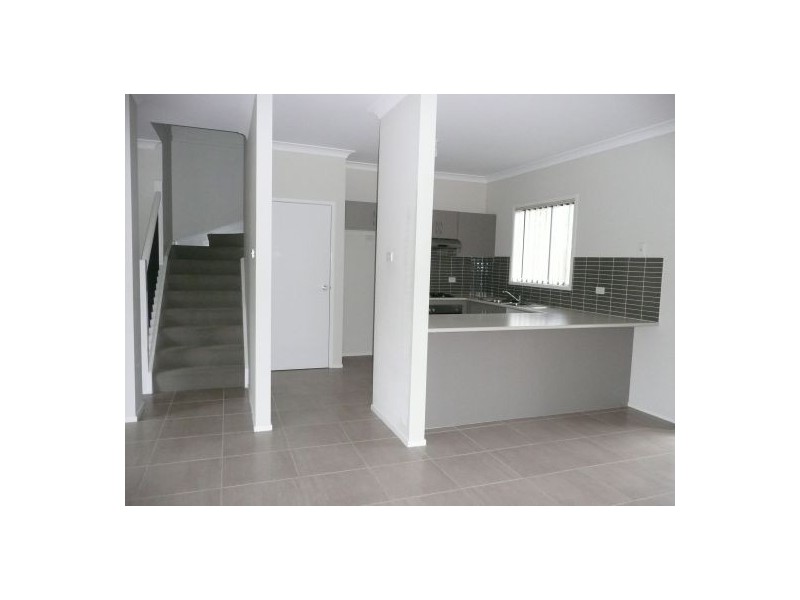 3/53 Chamberlain Street, Campbelltown NSW 2560