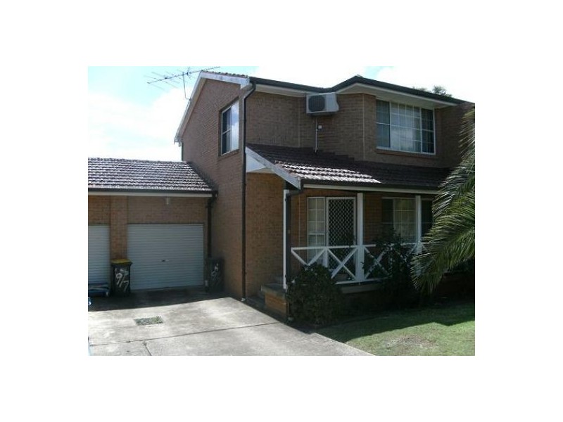 9/7 Susan Place, Minto NSW 2566