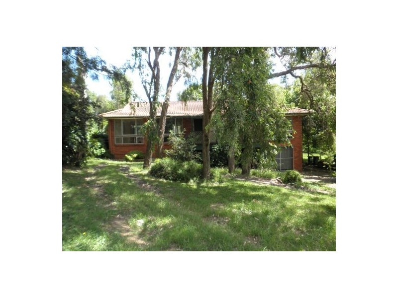 13 Saywell Road, Macquarie Fields NSW 2564