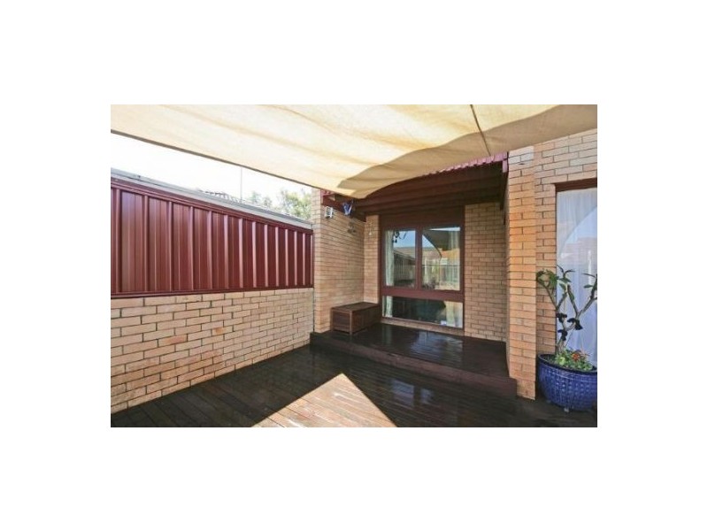 17/4 Dotterel Place, Ingleburn NSW 2565