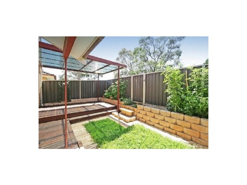 17/4 Dotterel Place, Ingleburn NSW 2565