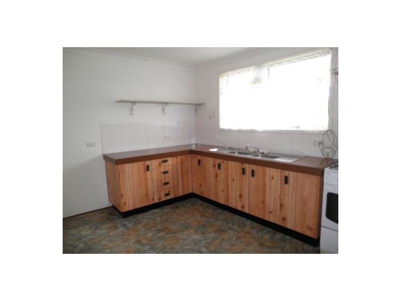 74 Evelyn Street, Macquarie Fields NSW 2564