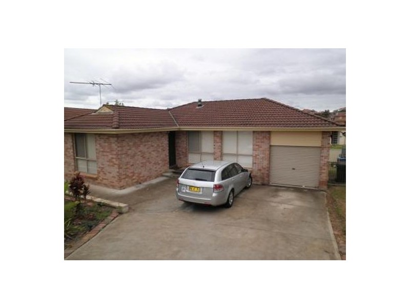 13 Columbia Street, Kearns NSW 2558
