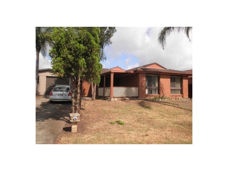 22 Adrian Street, Macquarie Fields NSW 2564