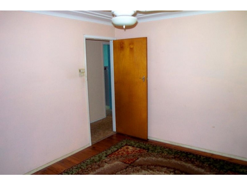 78 Brooks Street, Macquarie Fields NSW 2564