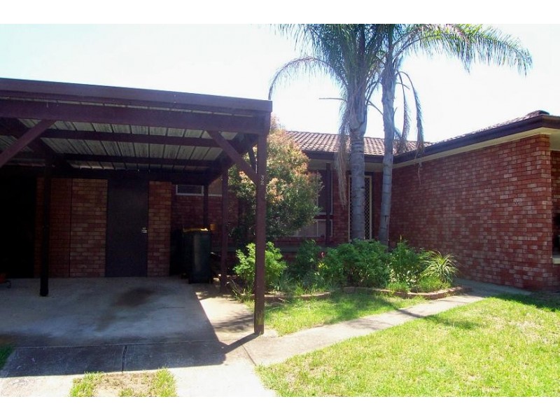 32 Woodlark Place, Glenfield NSW 2167