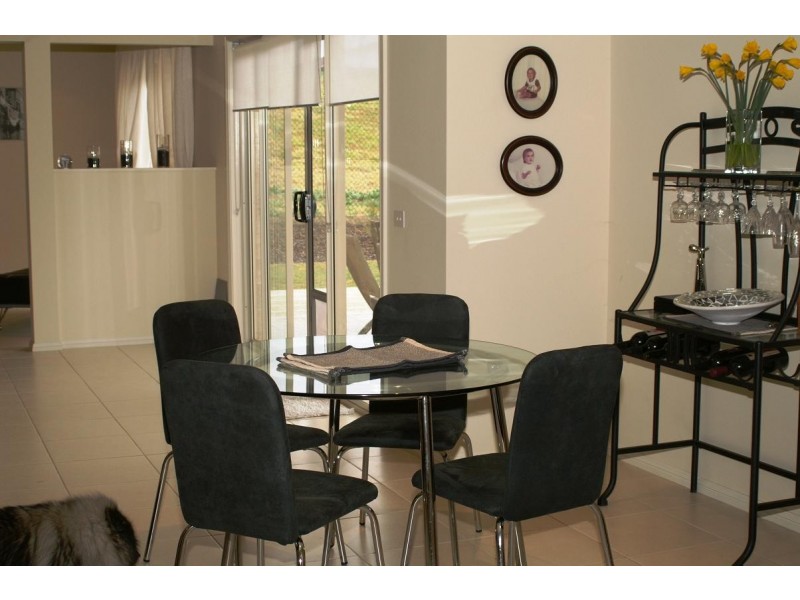 33 Governors Way, Macquarie Links NSW 2565