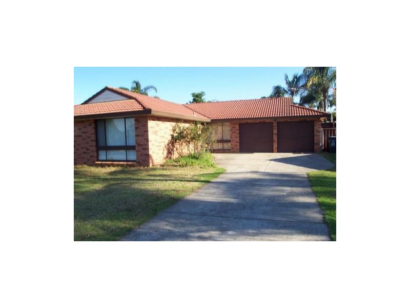 28 Fraser Street, Macquarie Fields NSW 2564
