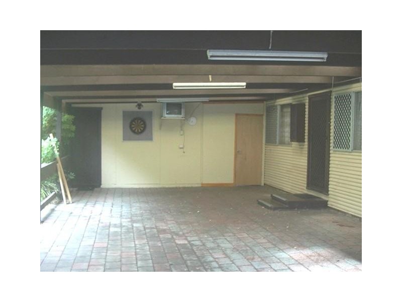 20 Clarence Street, Macquarie Fields NSW 2564